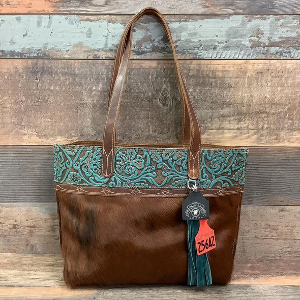 The Weekender - #25642 Bag Drop